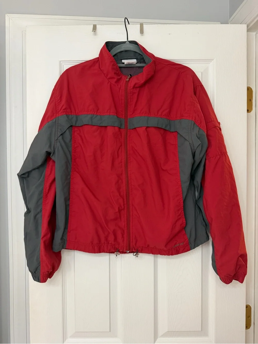 Vintage Y2K Reebok Red Gray Mesh-Lined Windbreaker Jacket XL Circa 2003–2004